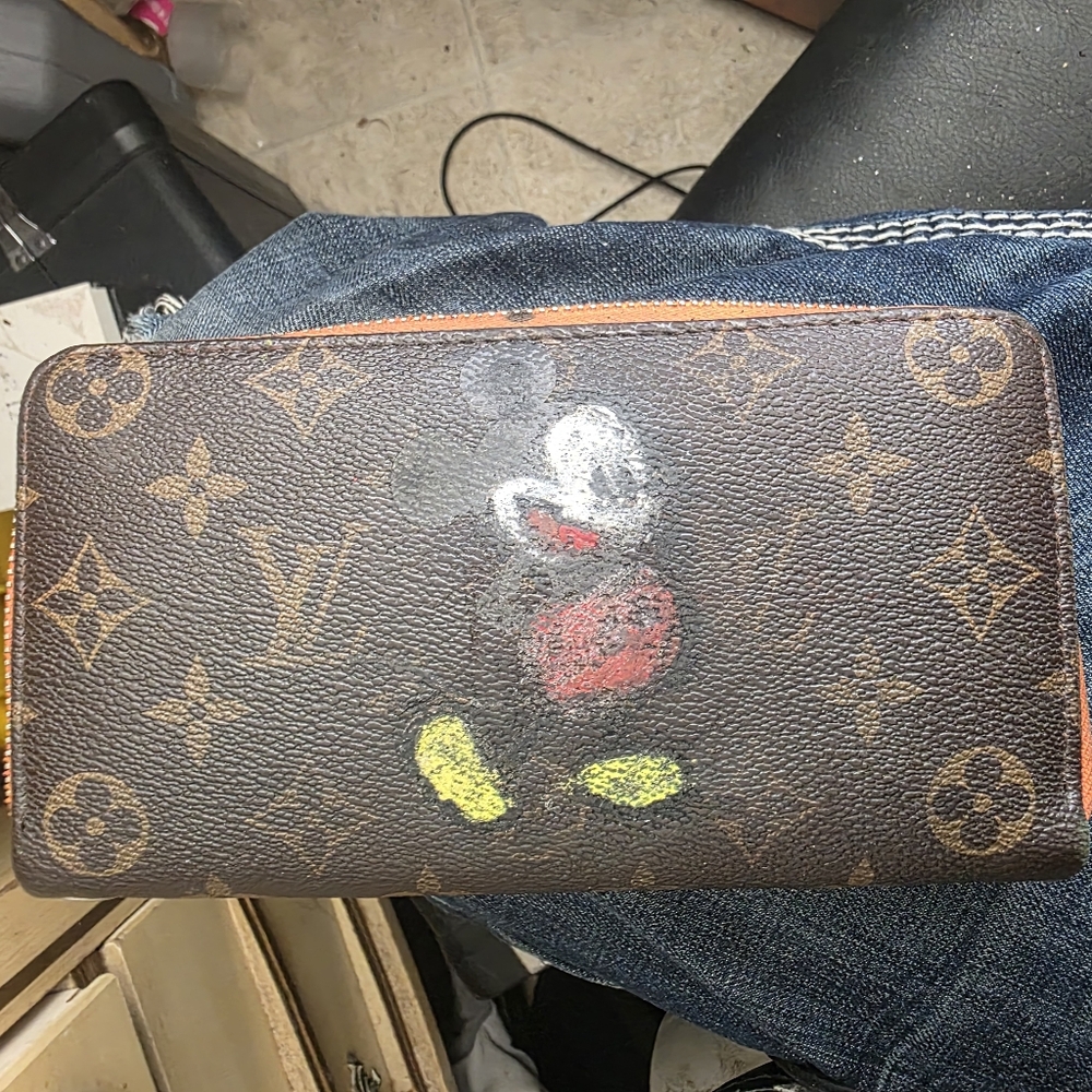 Rare Louis Vuitton Orange Zip Around Leather Wallet